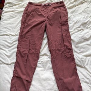 Mountain Hardwear Women's Chinos in Mauve
